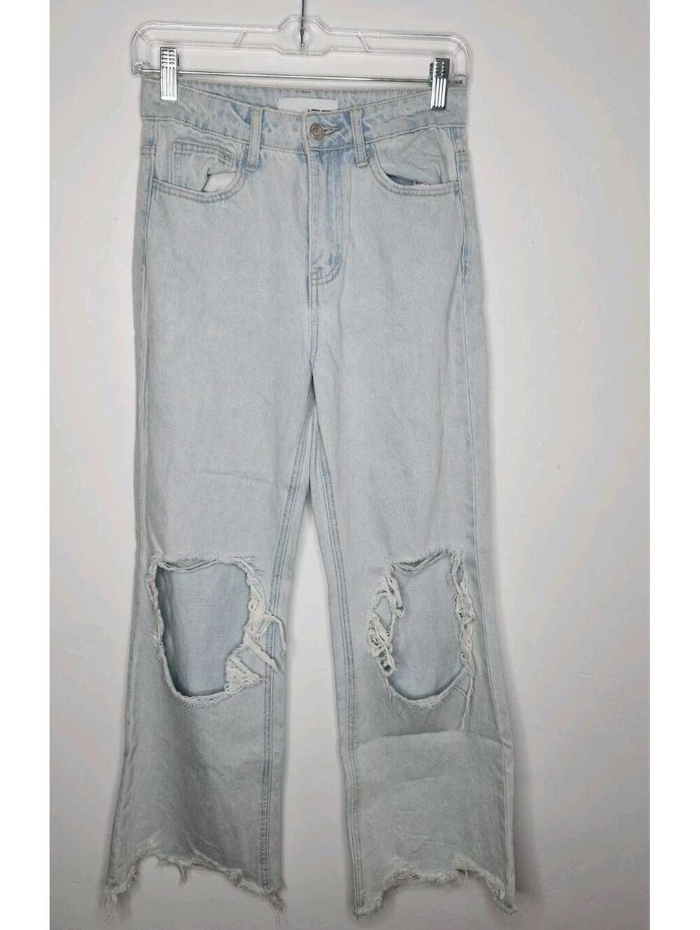 Vervet Straight Leg Distressed Jeans Size 24